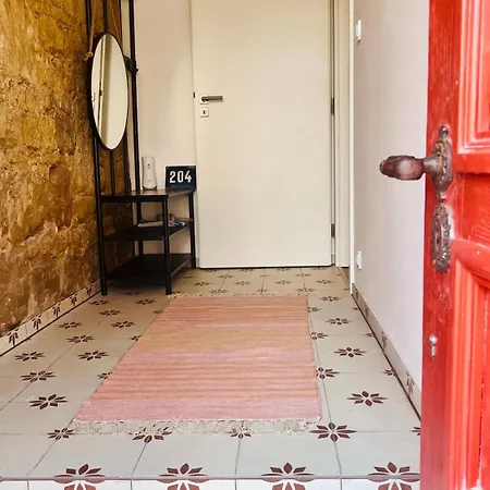 Cetnicka Stanice Lägenhet Mseno