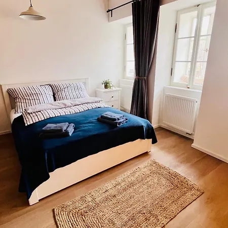 아파트 Cetnicka Stanice *