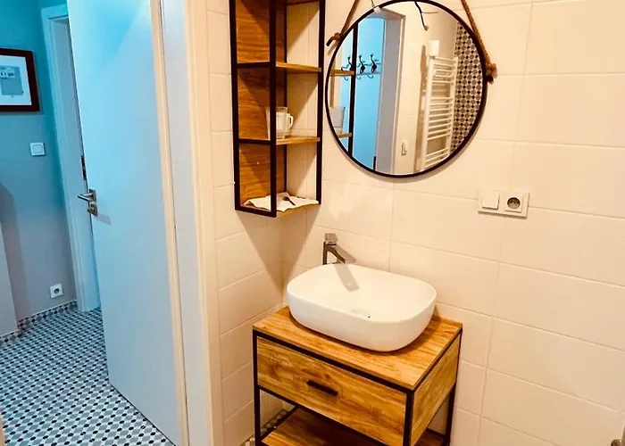 Apartment Cetnicka Stanice Mseno